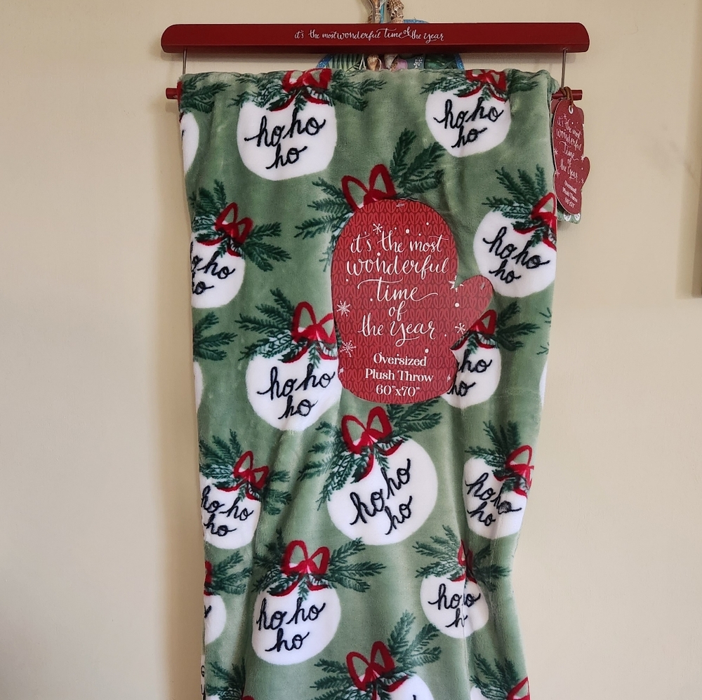 Christmas plush throw blanket ornaments